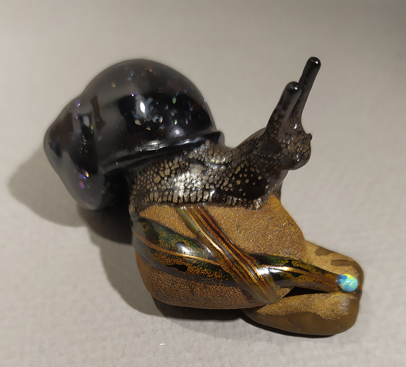 Snail and dew drop 01